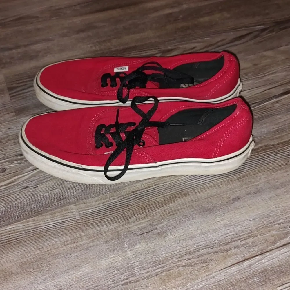 Vans red unisex sneakers shoes M 9.5 W 11